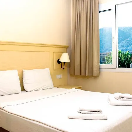 Aparthotel Palm Garden İçmeler