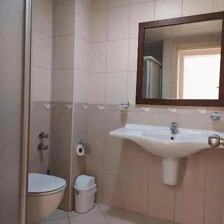 Palm Garden Aparthotel İçmeler